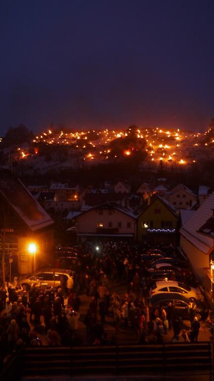 Pottensteiner Stuben Pension Gasthof Екстериор снимка